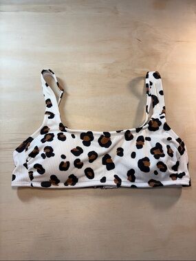 White Leopard Print Bikini Top Adjustable Straps Sz M NWOT